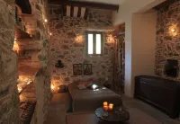 Mansion-House with character near to the best beach of Crete:the lagoon of Elafonisi Hotels in Inachori