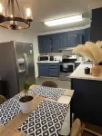 Cozy1King1Queen1.5bth2min Frm UpTown