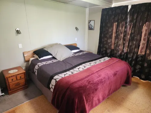 Warm calm peaceful  Farmstay Rotorua with Wi-Fi (but kids don't need to know