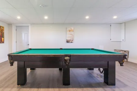 Chez E&H – A Breezy Blend of Charm & Seaside Comfort