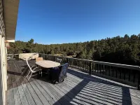 Pine Hills Resort and Horse Stables Hotels in Fall River County