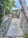 Amazing Ocean Views  and close to town