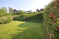 Well-equipped house with sea views Hotels in Trevou-Treguignec