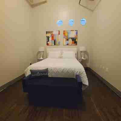 Rustic Realm/2BR2Bath/KayBaileyCenter/Pool/GYM Rooms