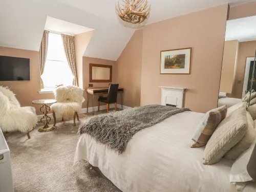 Beaulieu House - 5-Star