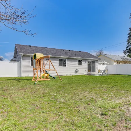 Charming Home w/ Patio: 3 Mi to Hayden Lake!