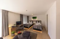 Boardinghouse Home - Adults Only -