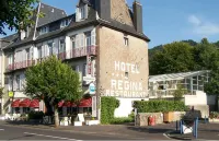 Logis Regina Hotel a Orcival