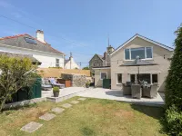 ボドウェナ モイルブレのホテル