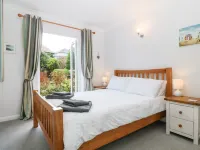 Glan Dwr Hotels in Llanfair-Mathafarn-Eithaf