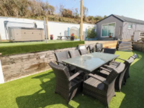 Swn y Mor Hotels in Amroth