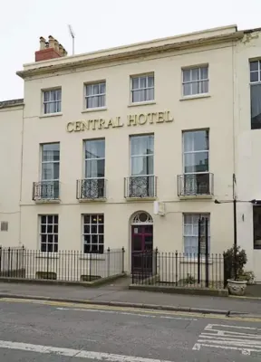 Central Hotel Cheltenham by Roomsbooked Hotel berhampiran Caffe La Scala