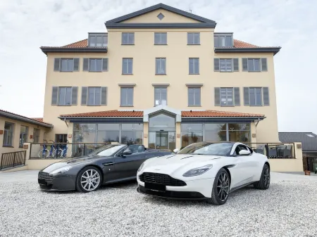 Hotel Bretagne Отели в г. Dronningmolle