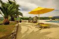 Hotel Rural Quinta da Geia - ที่มีสระว่ายน้ำ