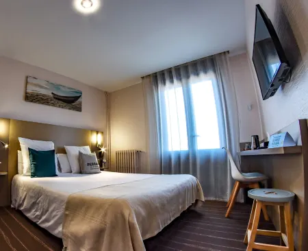 Logis Hôtel du Parc Отели рядом с достопримечательностью «Кот де грани Роз»