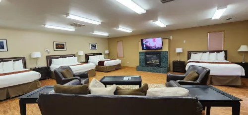 Cowlitz River Lodge Hotels in Packwood