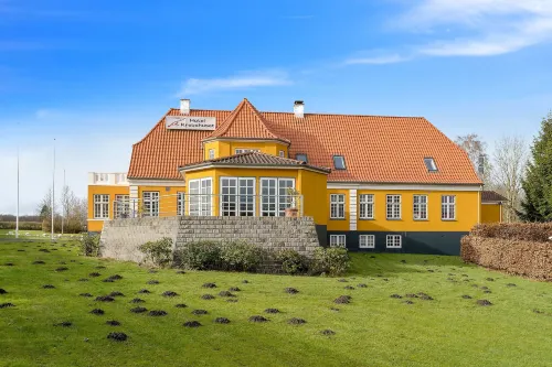 Krebshuset / Kelz0Rdk Hotels in Soro