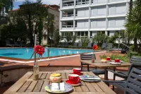Aparthotel Al Lago - Pools