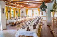 Herrenschenke ~ Café Eiring Hotels in Ebelsbach