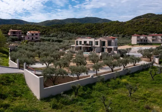 Olivera Suites Sarti