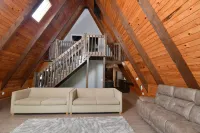 Delton Oaks Resort - Pet friendly