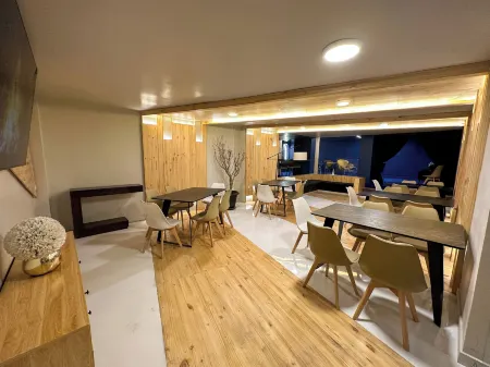 SANTA ANA GRAND HOTEL