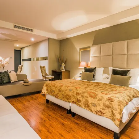 Golden Suites & Spa