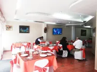 Hotel Makroz - breakfast