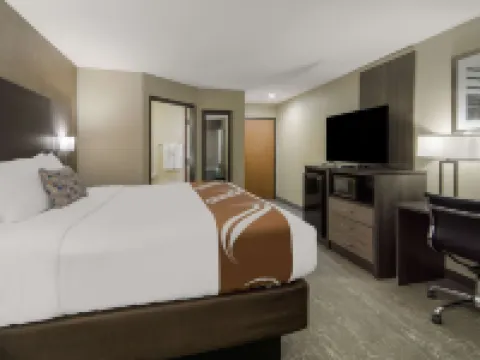 Quality Inn & Suites Roanoke - Fort Worth North Hoteles en Northlake
