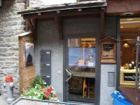 Alpine Lodge