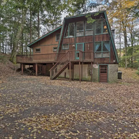 Lakefront Berkshires Retreat w/ Deck, Dock & Boat!