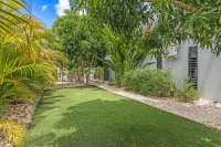 3-bedroom Villa overlooking the Spanish Water, 5-minutes away from Jan Thiel