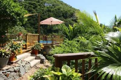 “Secluded Romantic Villa with Private Pool—Nestled in Lush National Park Beauty” Hotels in 