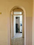 5 minutes into the city. Family sized unit with newly fitted kitchen. Hotels in 