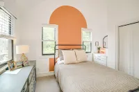 1 Mi to Dtwn Grand Rapids: Chic Condo w/ Balcony! - Kondo