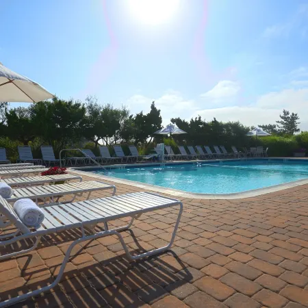 Windward Shores