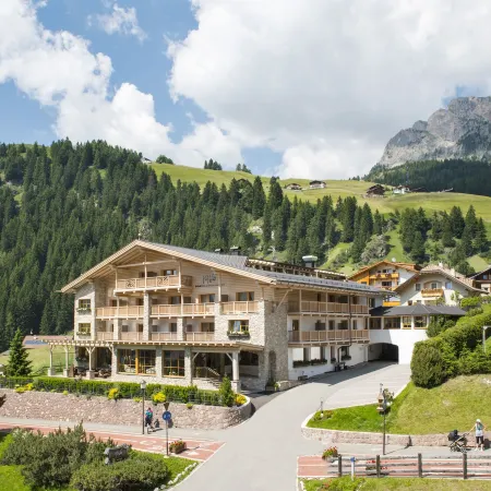 Hotel Portillo Dolomites 1966'