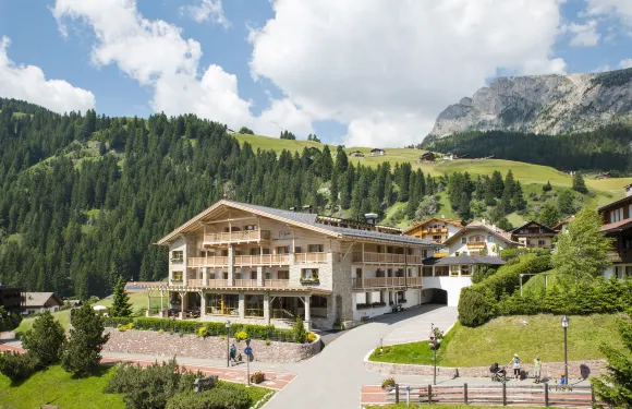 波蒂洛多洛米特斯 1966 酒店