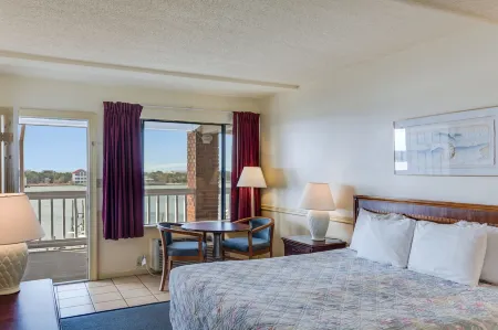 Anchorage Inn & Marina