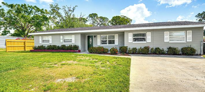 < 2 Mi to Beach & Marina: Bright Ruskin Retreat! Hotels in Ruskin