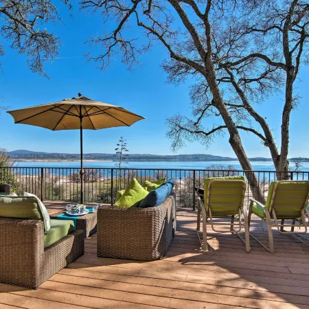 Casa DAmore Extravagant Lakefront Villa!