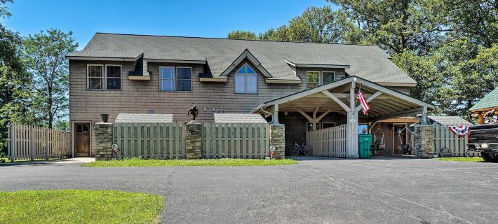 Conneaut Lake Home with Yard, 1/2 Mi to Beach/Park Hotels in Crawford  County