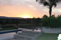 Country Park Guest House - Muldersdrift - Rooftop Pools