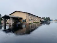North Star Hotel Pictured Rocks Hotels in Munising Township