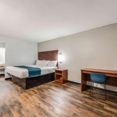 摩鉑斯6號汽車旅館塔普洛，MS - 市中心 鄰近埃爾維斯·普雷斯利出生地的酒店