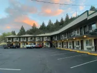 約翰戴美洲最佳價值酒店 - 停車場