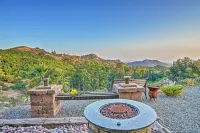 Hot Tub + Balcony: Rainbow Retreat Near Wineries! - Wifi