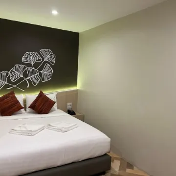 SJ Miracle Hotel