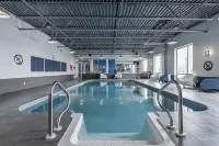 Holiday Inn Express & Suites Saint - Hyacinthe Hotels in Les Maskoutains