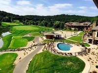 The Lodge at Old Kinderhook Hotels in Russell Township